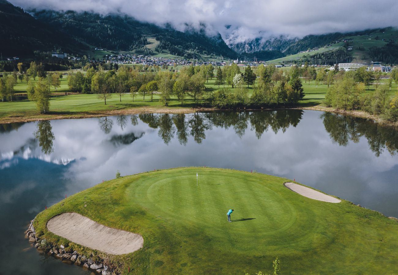 Ferienwohnung in Zell am See - Spa Chalet - Garden Lodge